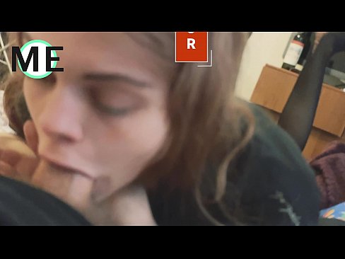 ❤️ دیک گلو، جوراب شلواری پاره و پاشنه پاره شده خوب است ❤️❌ فوق پورن در پورنو fa.com-full-porner.ru ❌❤